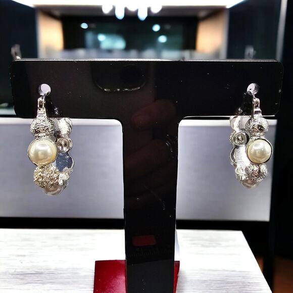 Pierced White Earrings Simulated Half Pearls Rhinestones Hoop Women - Picture 2 of 6